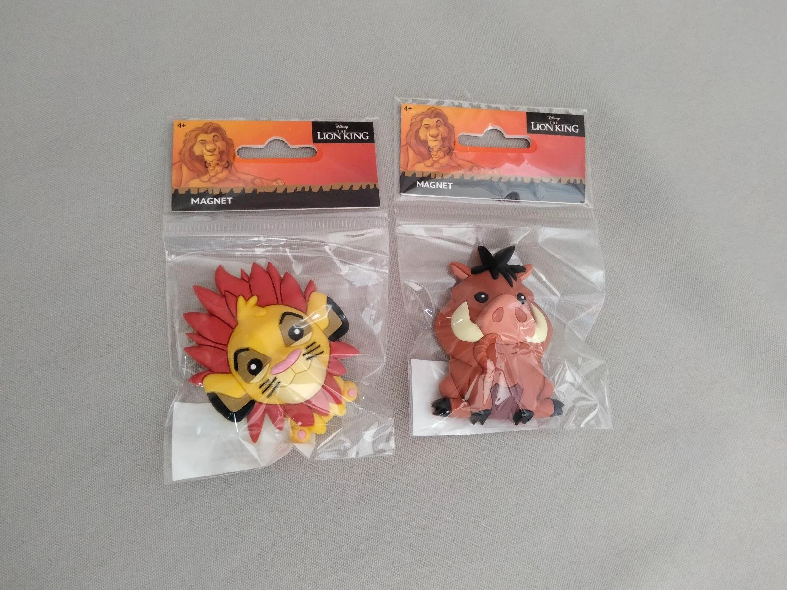 Lot de 2 magnets 3D Simba & Pumba | Disney | Neufs | Multicolore | Environ 7 cm